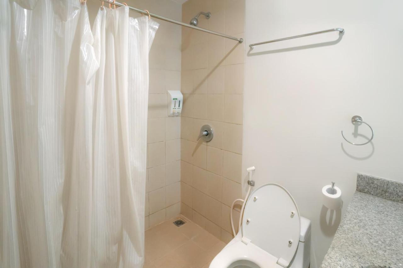 Legreen Suite Pejompongan Jakarta Exterior photo